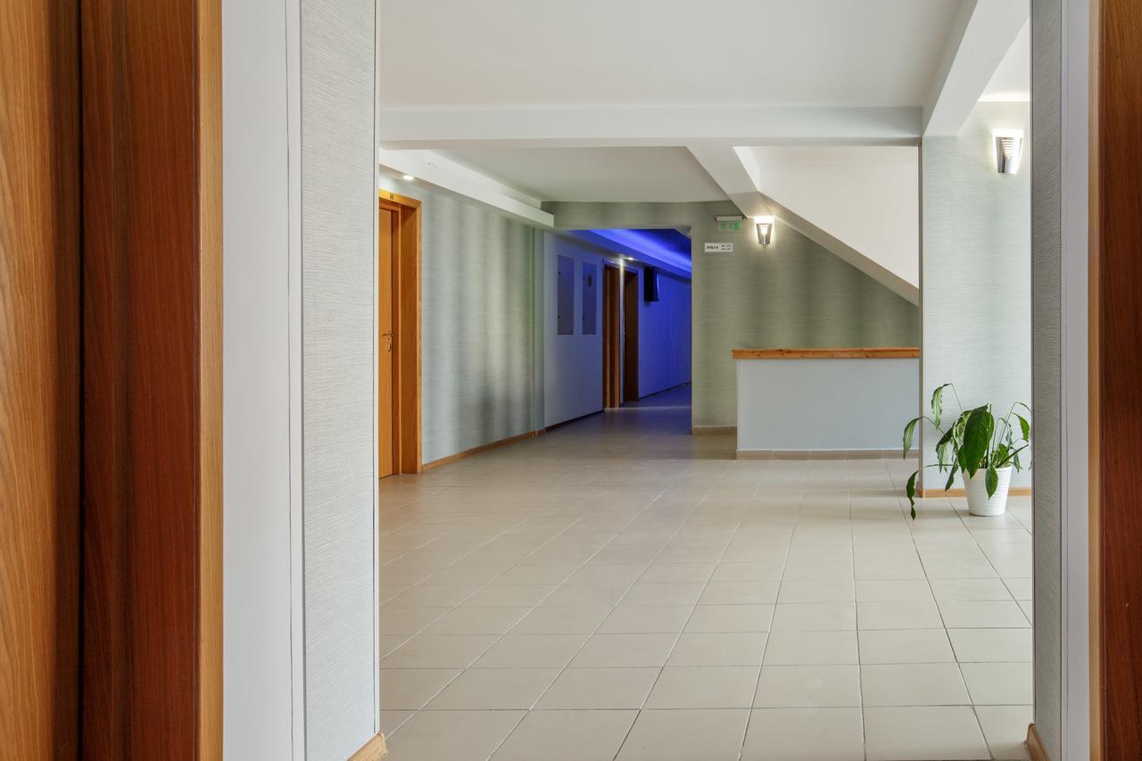 Hotel Apollo 3*